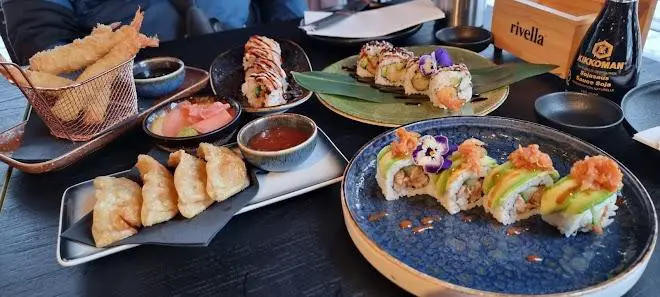 SENSE sushi & tea bar
