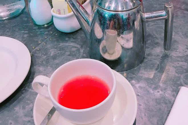 TeBella Tea at Oxford Exchange